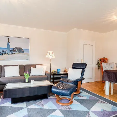 White House 1 * Alkersum